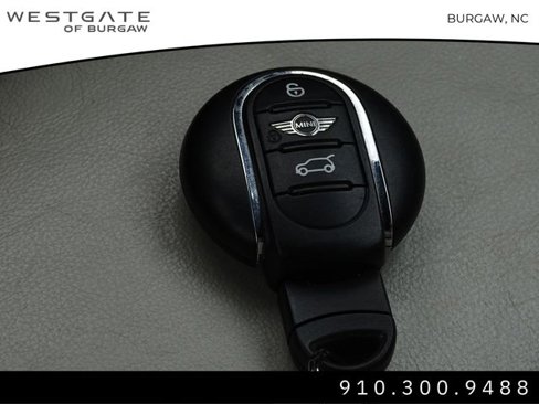 Used 2017 MINI Cooper S image 32