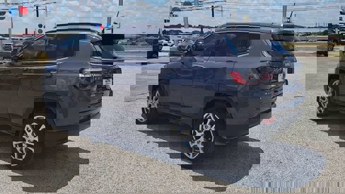 Used 2024 Jeep Compass Latitude image 30