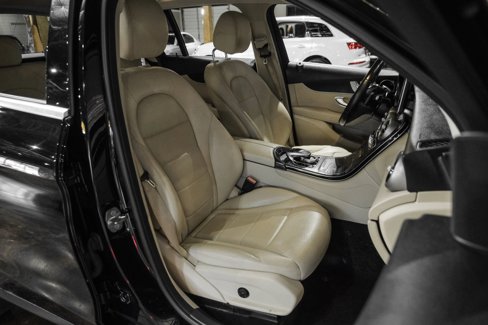 Used 2016 Mercedes-Benz GLC 300 w/ Premium Package image 40