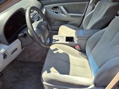 Used 2007 Toyota Camry LE image 9