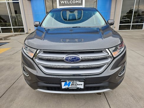 Used 2018 Ford Edge Titanium image 2