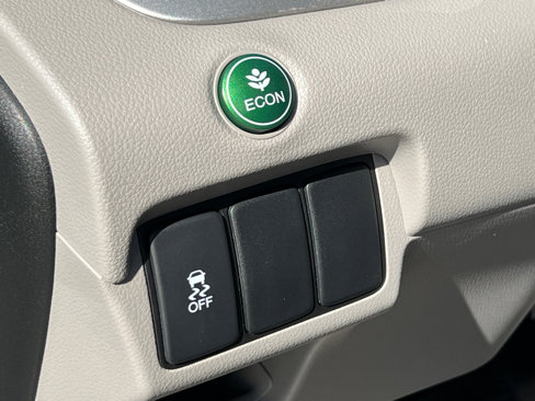 Used 2013 Honda CR-V LX image 17