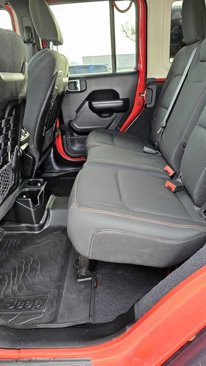 Used 2021 Jeep Wrangler Unlimited Rubicon image 10