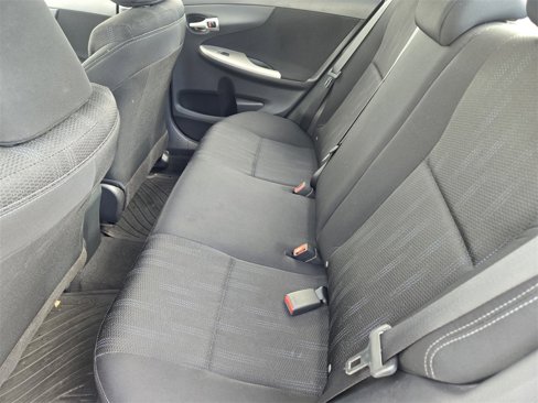 Used 2012 Toyota Corolla S image 19