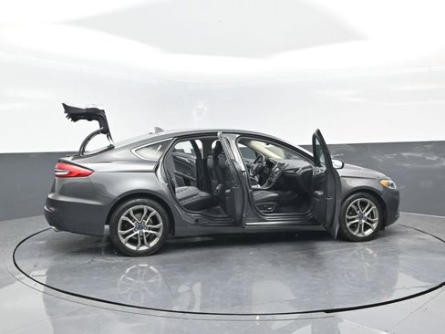 Used 2019 Ford Fusion SEL image 31