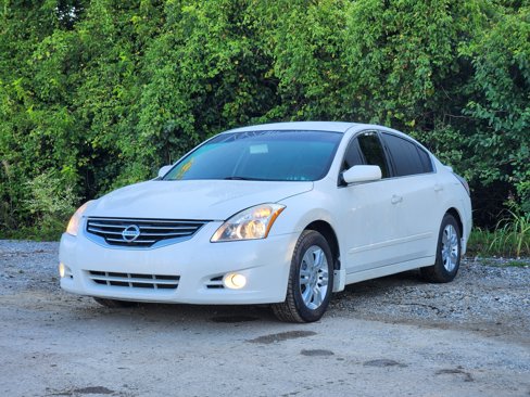 Used 2011 Nissan Altima 2.5 S w/ Special Edition Pkg image 12