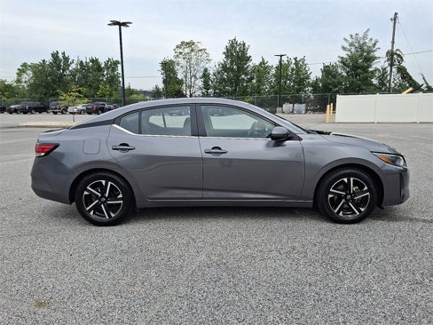 Used 2024 Nissan Sentra SV image 11