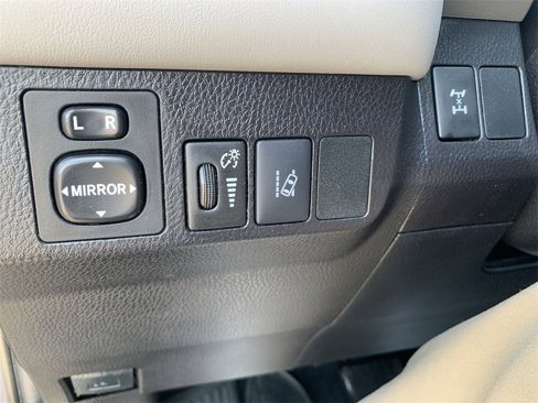Used 2017 Toyota RAV4 XLE image 20