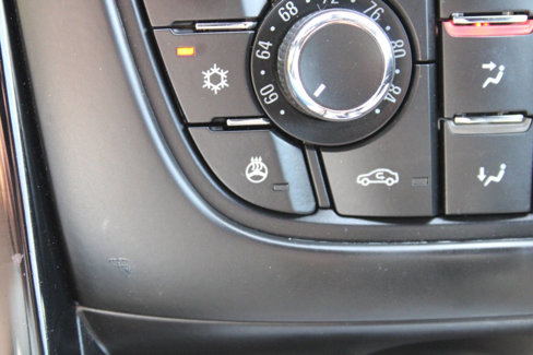 Used 2016 Buick Cascada Premium image 39