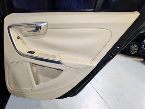 Used 2015 Volvo S60 T5 Premier image 23