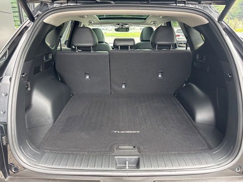 Used 2024 Hyundai Tucson Limited image 14