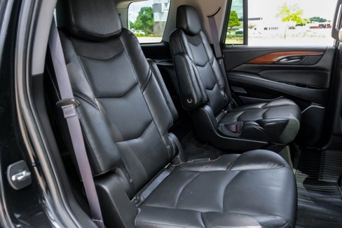 Used 2016 Cadillac Escalade Luxury image 34