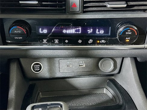 Used 2023 Nissan Rogue SV image 16