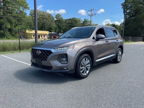 Used 2020 Hyundai Santa Fe SEL w/ Convenience Package image 2