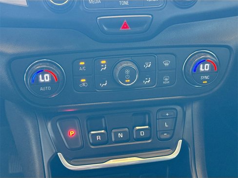 Used 2018 GMC Terrain SLE w/ Infotainment Package I image 16