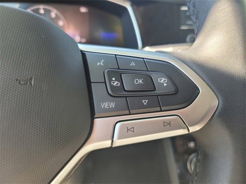 Used 2024 Volkswagen Jetta SE image 27