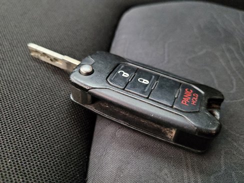 Used 2015 Jeep Renegade Trailhawk image 32