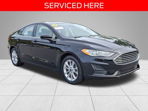 Certified 2019 Ford Fusion SE image 3