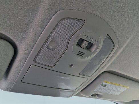 Used 2015 Toyota Prius Four image 19