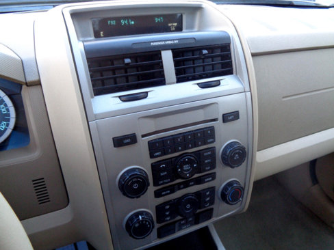 Used 2012 Ford Escape XLT image 27