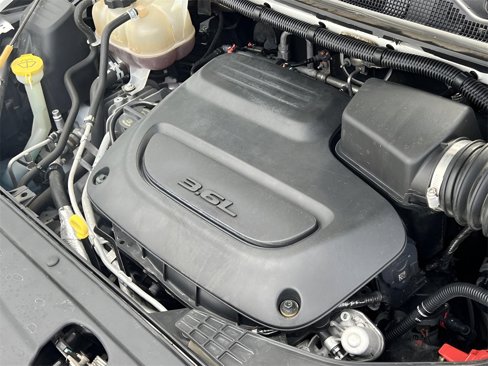 Used 2021 Chrysler Voyager Lxi image 38