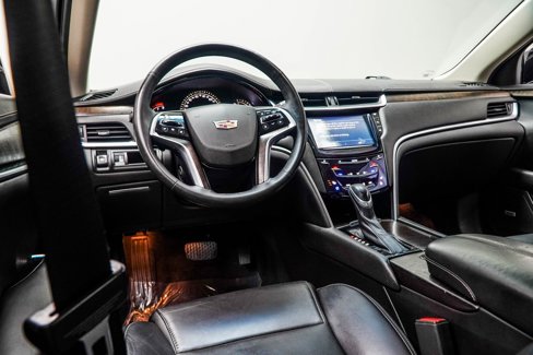 Used 2018 Cadillac XTS Luxury image 5