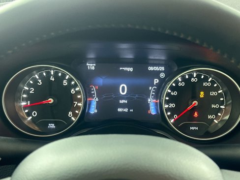 Used 2018 Jeep Compass Limited w/ Navigation Group image 17