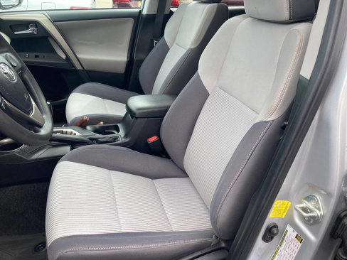 Used 2015 Toyota RAV4 XLE image 11