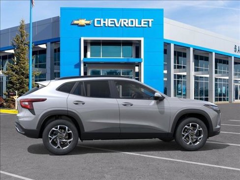 New 2025 Chevrolet Trax LT image 5
