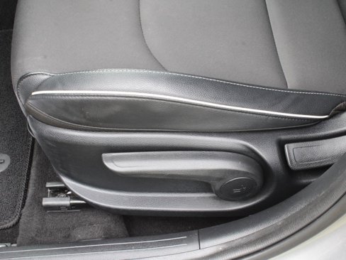 Used 2022 Kia Forte GT-Line w/ GT-Line Premium Package image 15