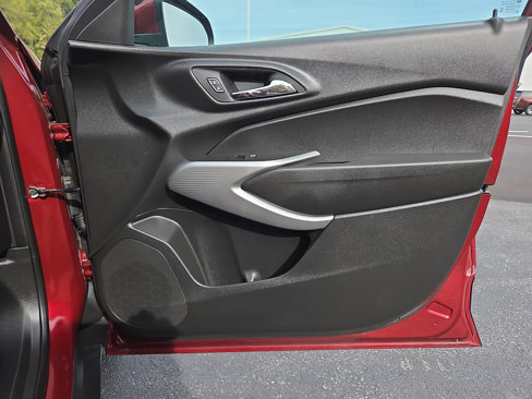 Used 2024 Chevrolet Trax LS w/ LS Convenience Package image 17