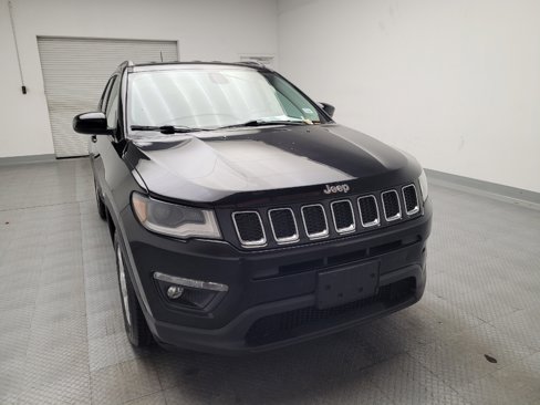 Used 2020 Jeep Compass Latitude w/ Premium Lighting Group image 14