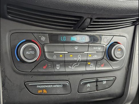 Used 2019 Ford Escape SEL image 15