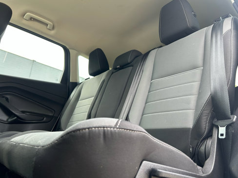 Used 2014 Ford Escape SE image 9