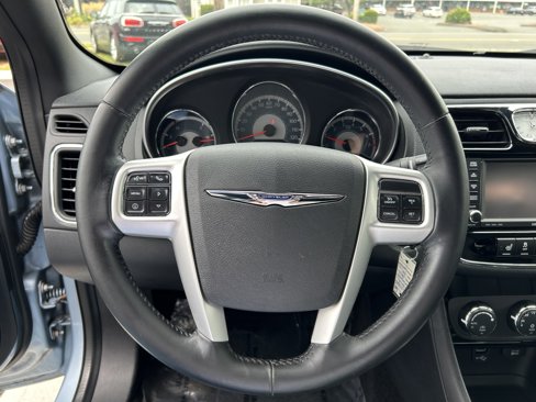 Used 2012 Chrysler 200 Limited image 8