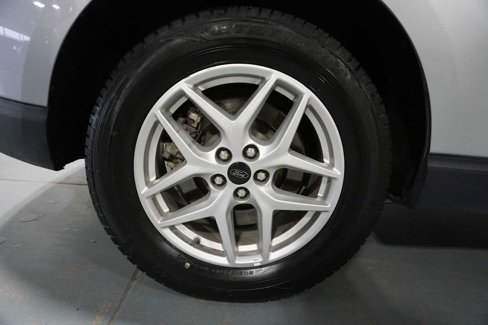 Used 2023 Ford Edge SEL image 9