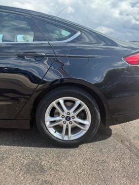 Certified 2018 Ford Fusion SE image 32