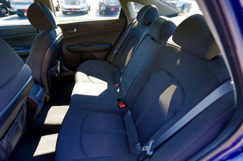 Used 2017 Kia Optima LX image 10