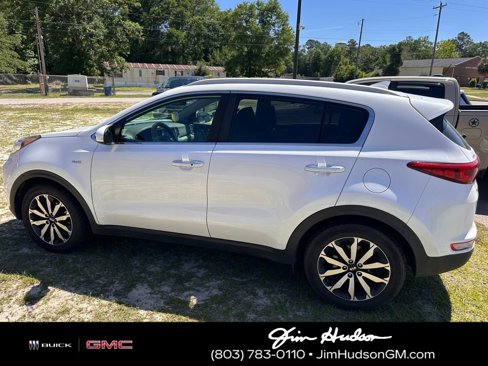 Used 2017 Kia Sportage EX image 3