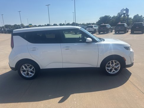 Used 2024 Kia Soul LX w/ Option Group 015 image 6