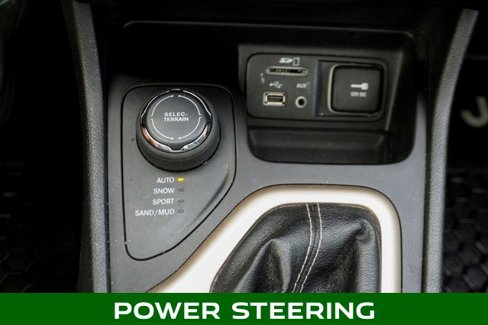 Used 2017 Jeep Cherokee Limited w/ Safetytec Group image 20
