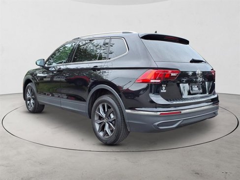 Used 2022 Volkswagen Tiguan SE image 7