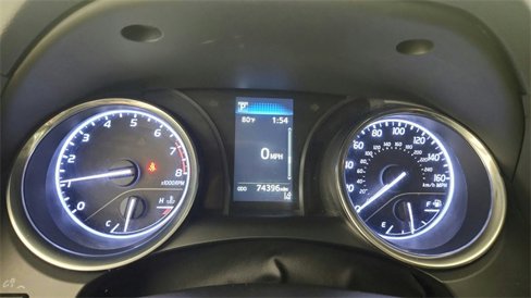 Used 2020 Toyota Camry SE image 12