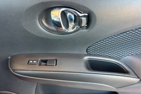 Used 2016 Nissan Versa Note SV image 20