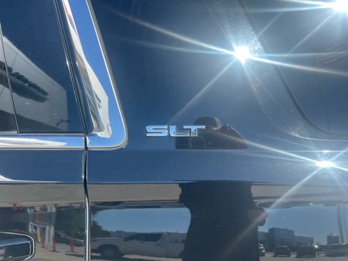 Used 2017 GMC Yukon SLT image 16