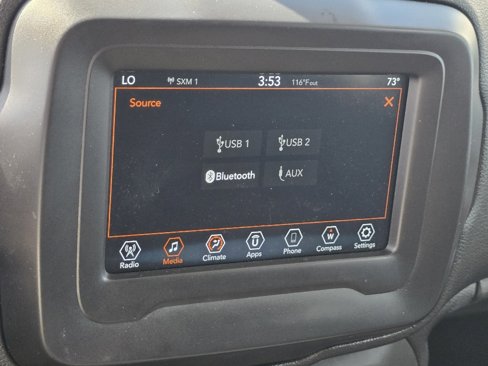Used 2018 Jeep Renegade Latitude image 21