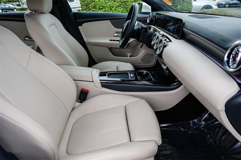 Used 2025 Mercedes-Benz CLA 250 4MATIC image 17