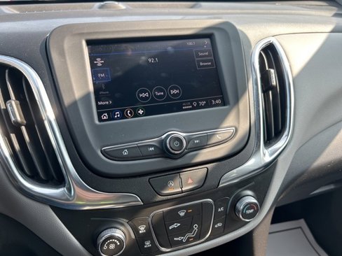 Used 2023 Chevrolet Equinox LT image 16