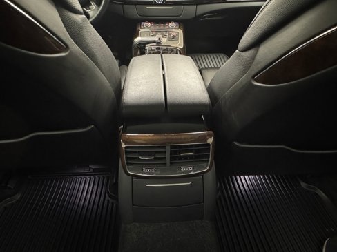 Used 2015 Audi A8 L 4.0T w/ Premium Package image 31