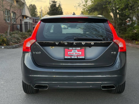 Used 2015 Volvo V60 T5 Premier image 8
